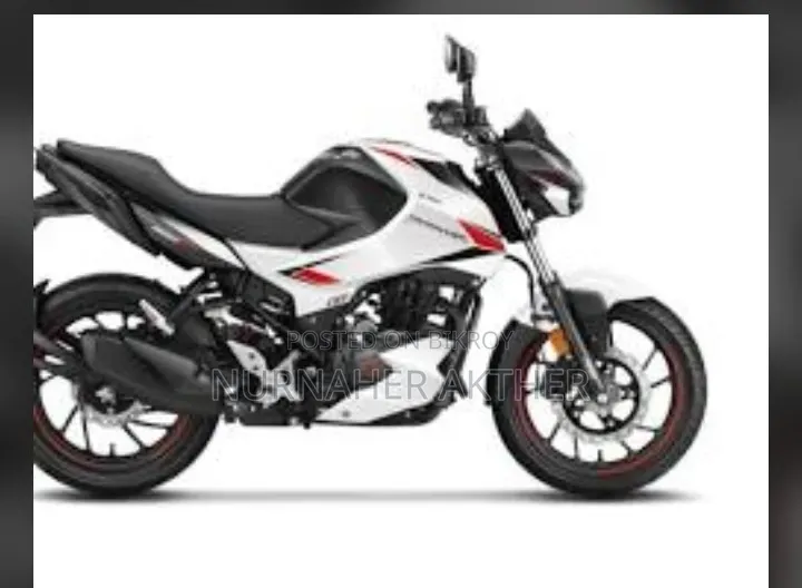Hero Thriller 160R 2021 White
