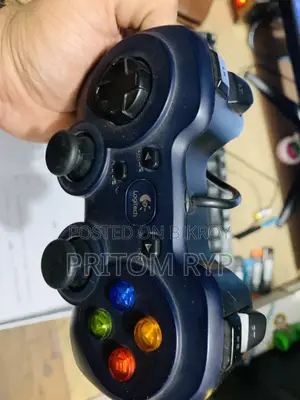 Logitech F310 USB Gamepad