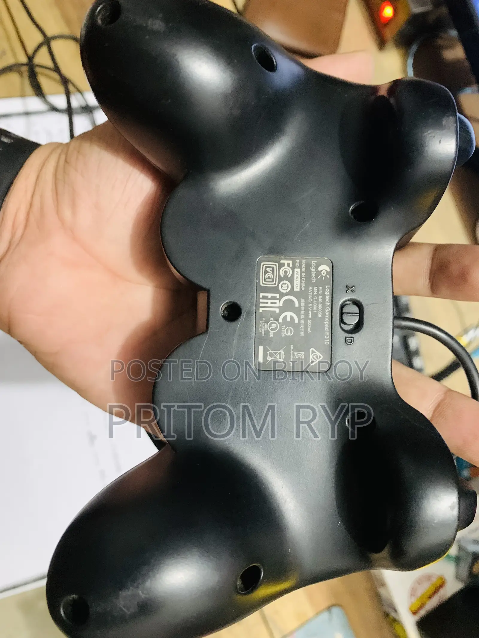 Logitech F310 USB Gamepad