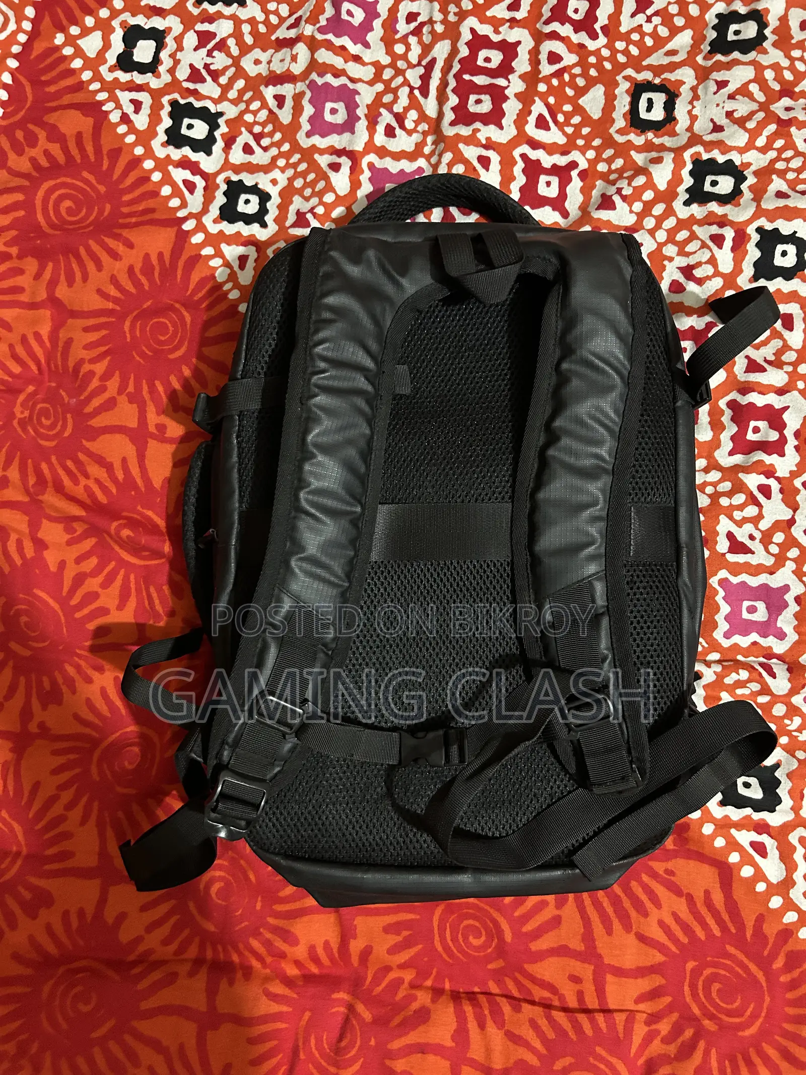 ব্যাগ বিক্রির জন্য