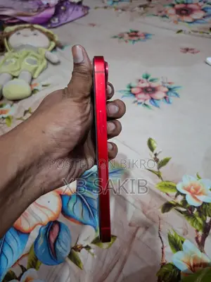 Apple iPhone 13 128 GB Red