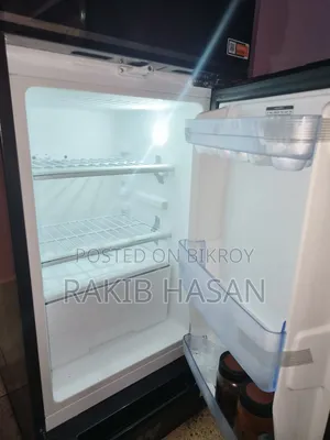 Walton Fridge 176L