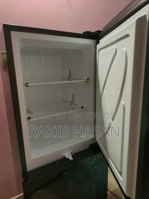 Walton Fridge 176L
