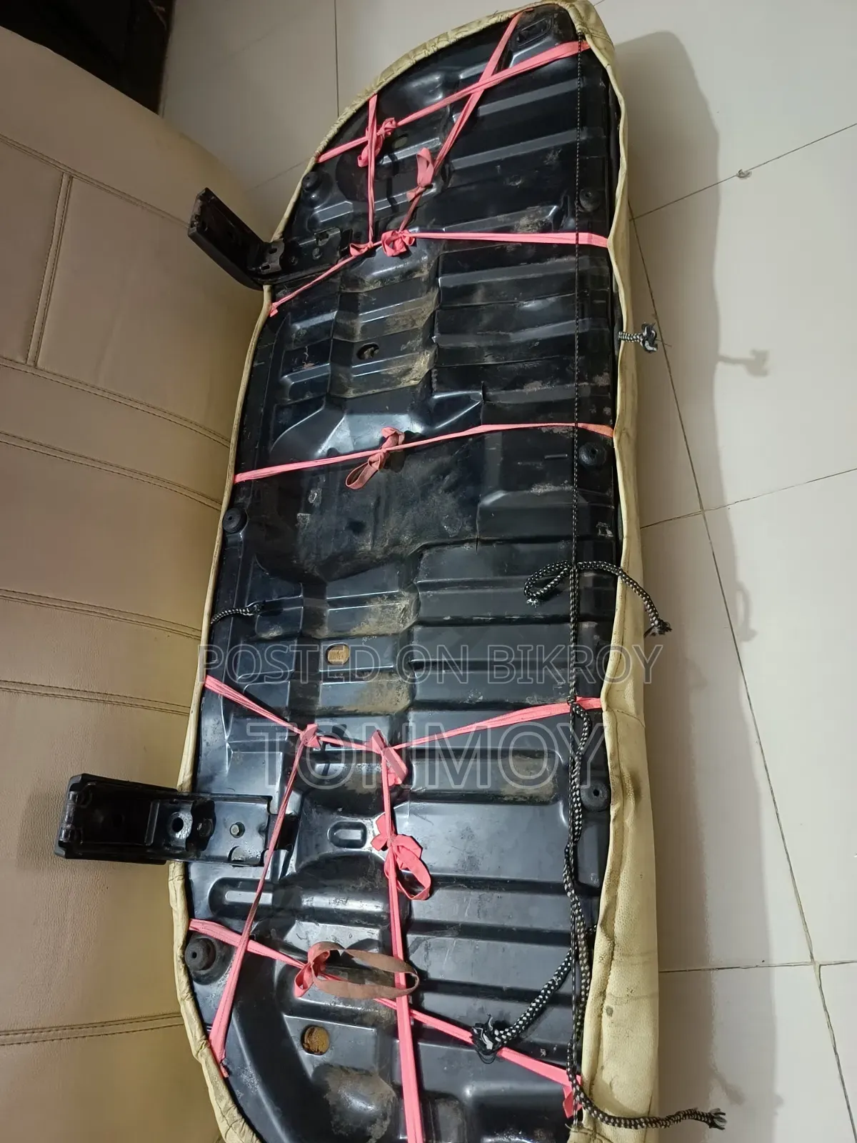 Probox car back seat for sale.
