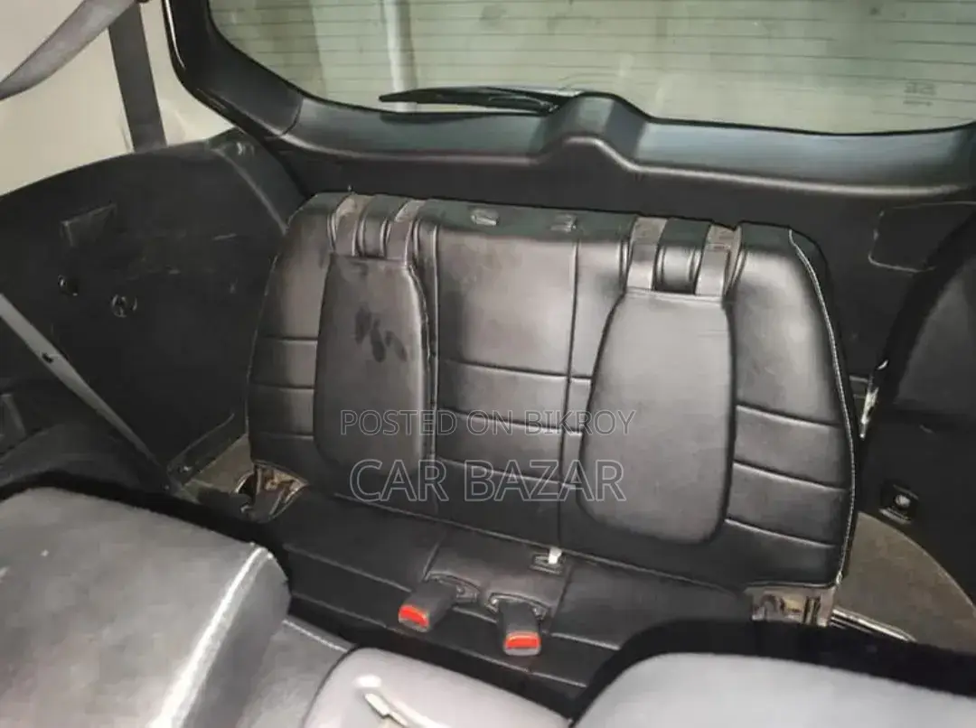 Mitsubishi Outlander 2011 White