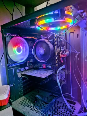 Desktop Computer 12GB AMD Ryzen 3 SSD 128GB
