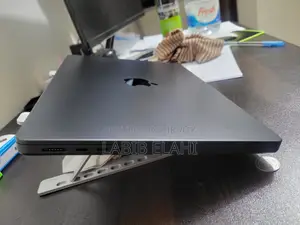 Laptop Apple MacBook Pro 2025 M5 24GB Apple M5 SSD 1T