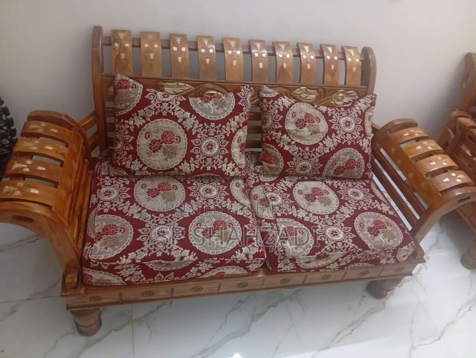 For sale, sofa set