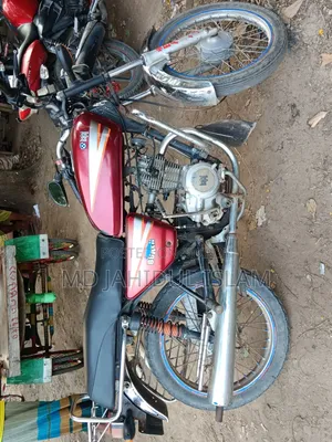 Bajaj Boxer 2008 Red