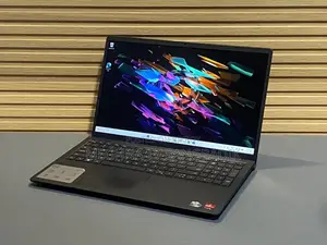 Laptop Dell 4GB Intel SSD 500GB