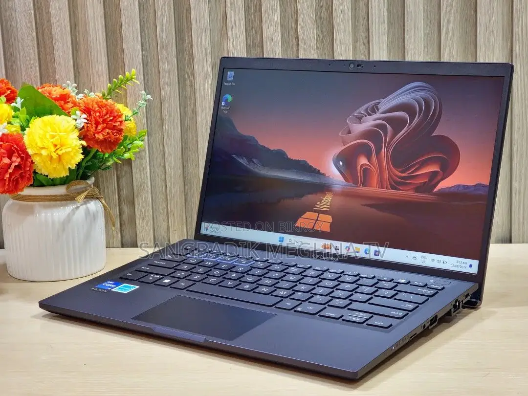 Laptop Asus 8GB AMD Ryzen SSD 512GB