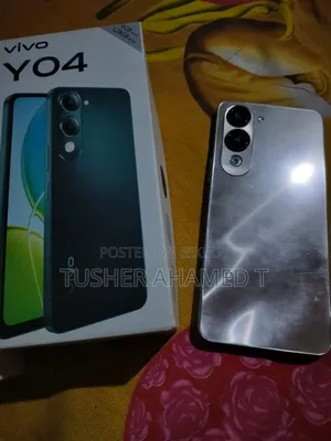 Vivo Y04 128 GB Gold