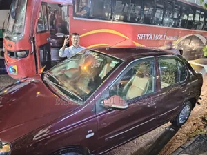 Tata Indigo 2014 Maroon