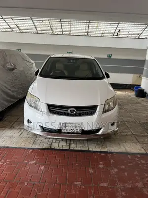 Toyota Corolla Fielder 1.5 Petrol All-Wheel Drive 2012 White
