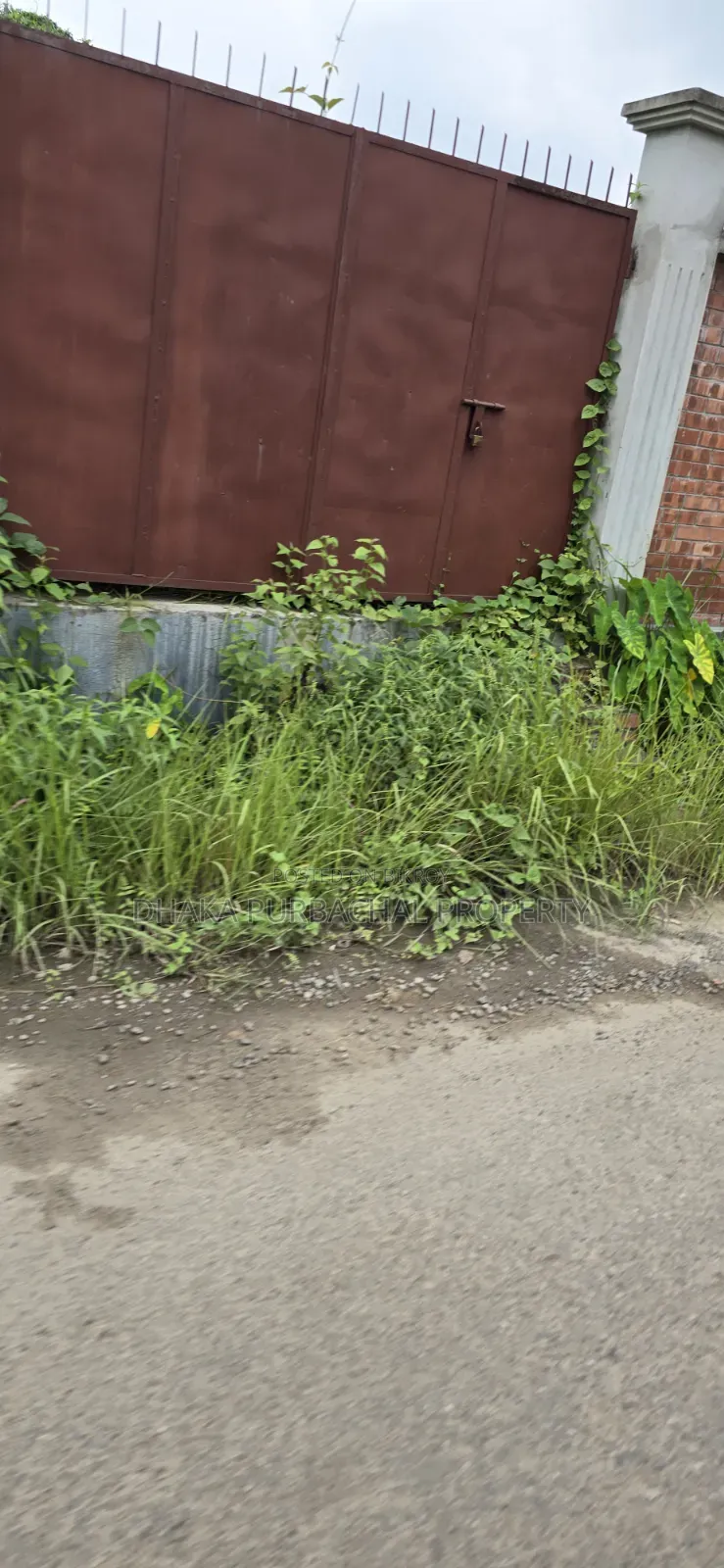 Rajuk Purbachal Lake View South Facing 8 Katha Plot Sell