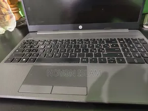 Laptop HP 250 G8 8GB Intel Core I5 HDD+SSD 512GB