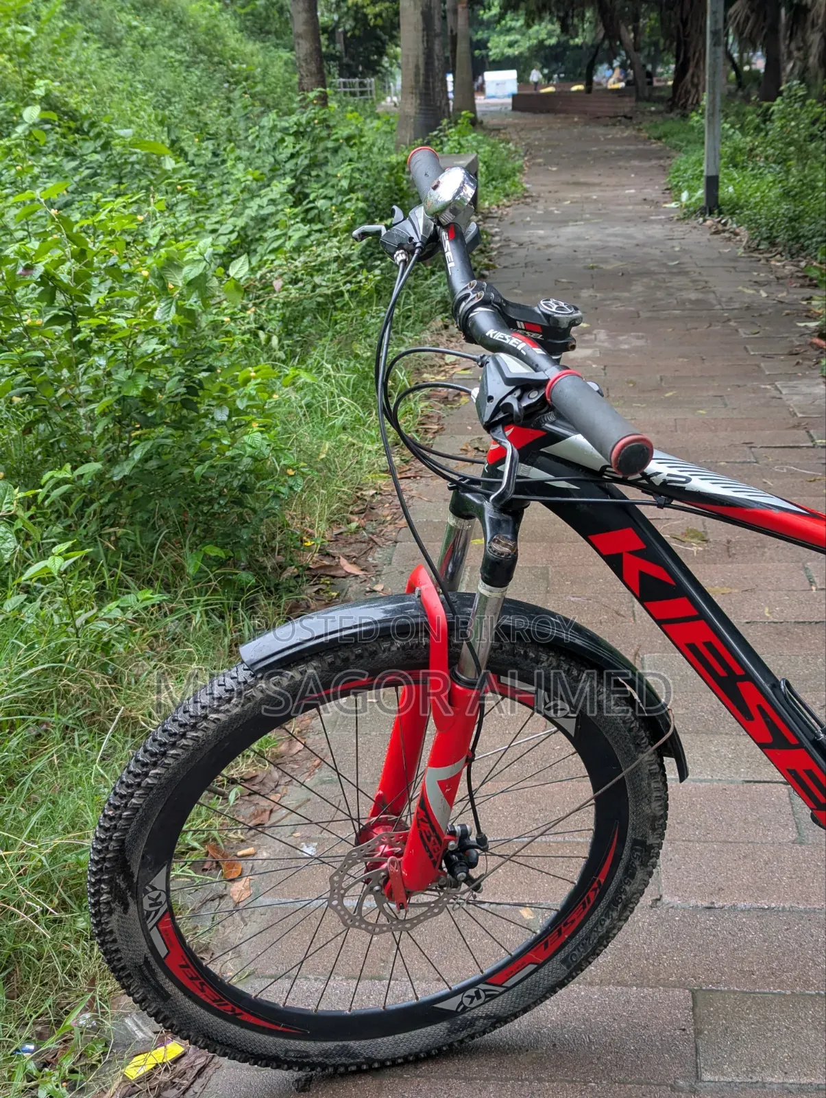 A very good bicycle, no problems at all