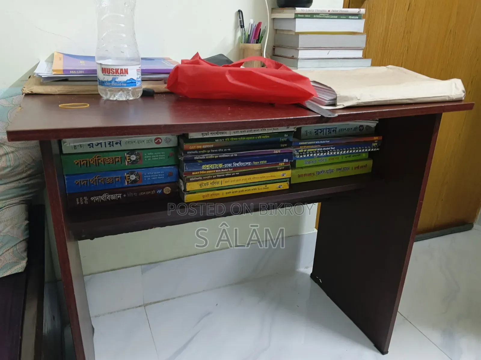 Reading Table