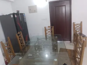 Shegun Dining Table