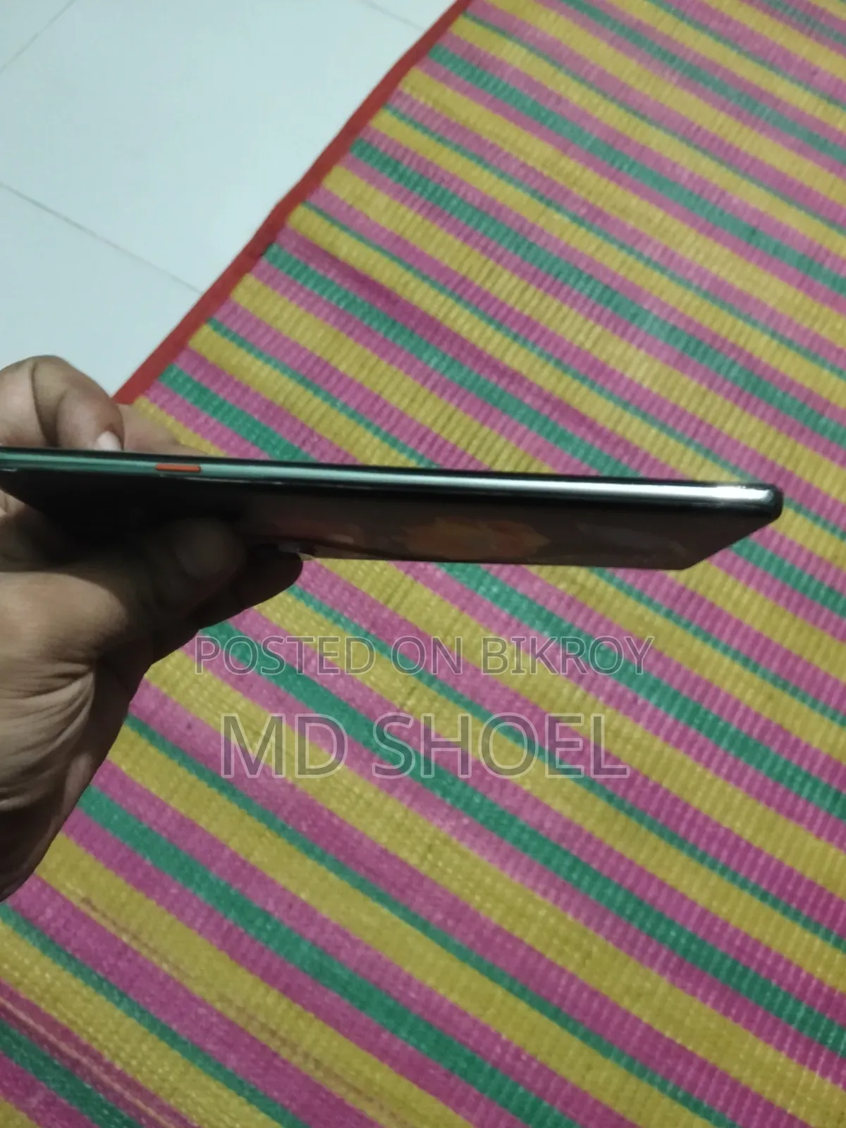 টেকনো ক্যামন ৪০ প্রো ৪জি ২৫৬ জিবি কালো