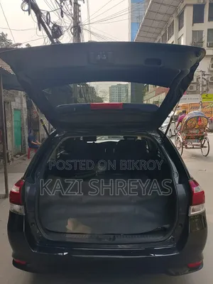 Toyota Corolla Fielder 2017 Black