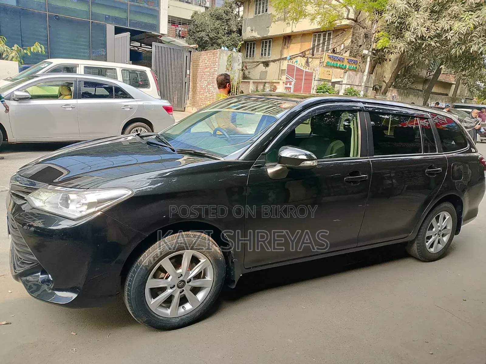 Toyota Corolla Fielder 2017 Black