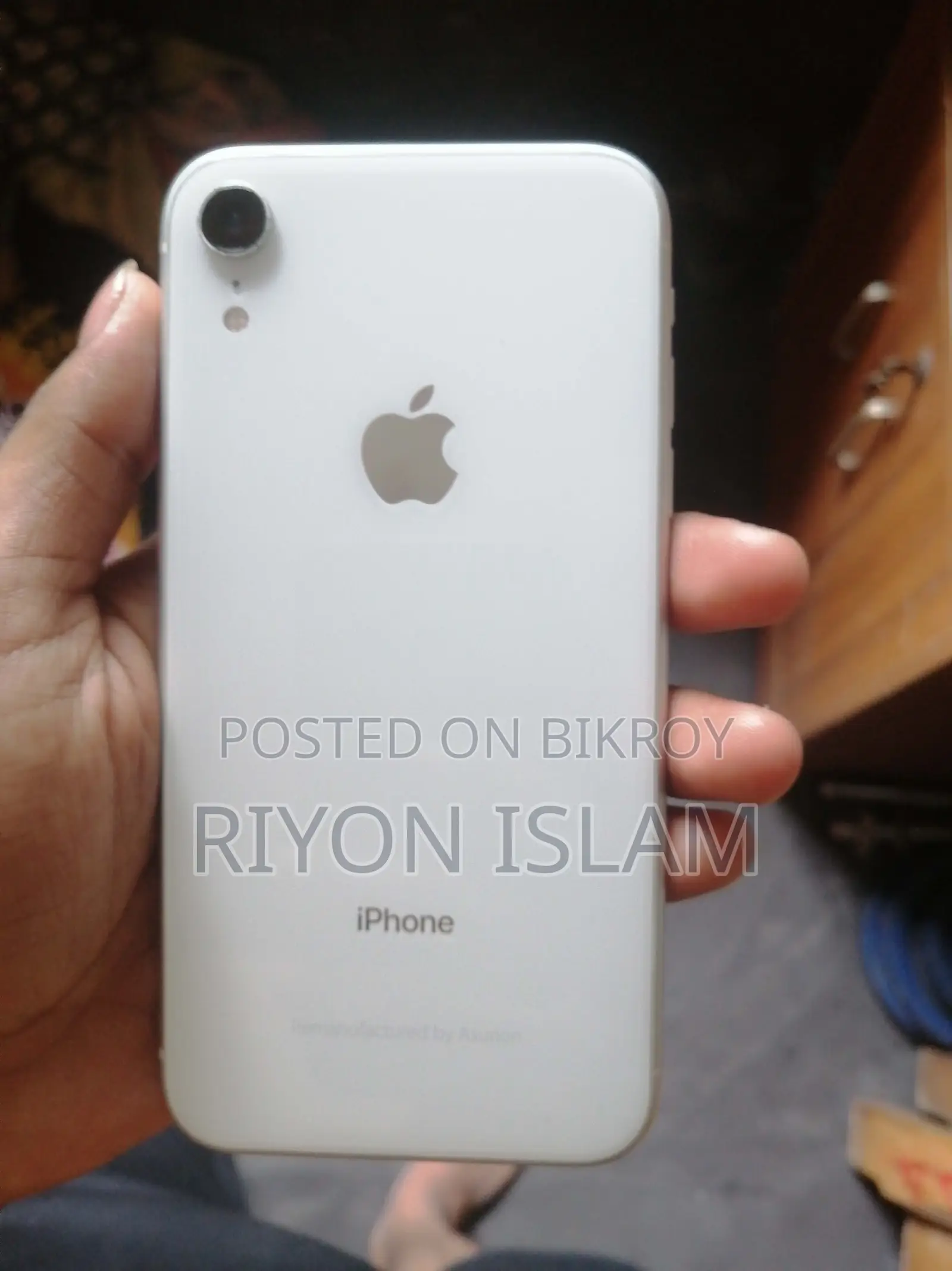Apple iPhone XR 64 GB White