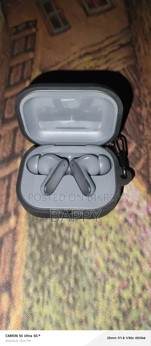 Realme Air 8