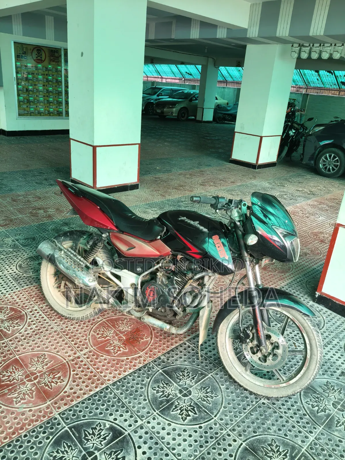 Bajaj Pulsar 150 2010 Red
