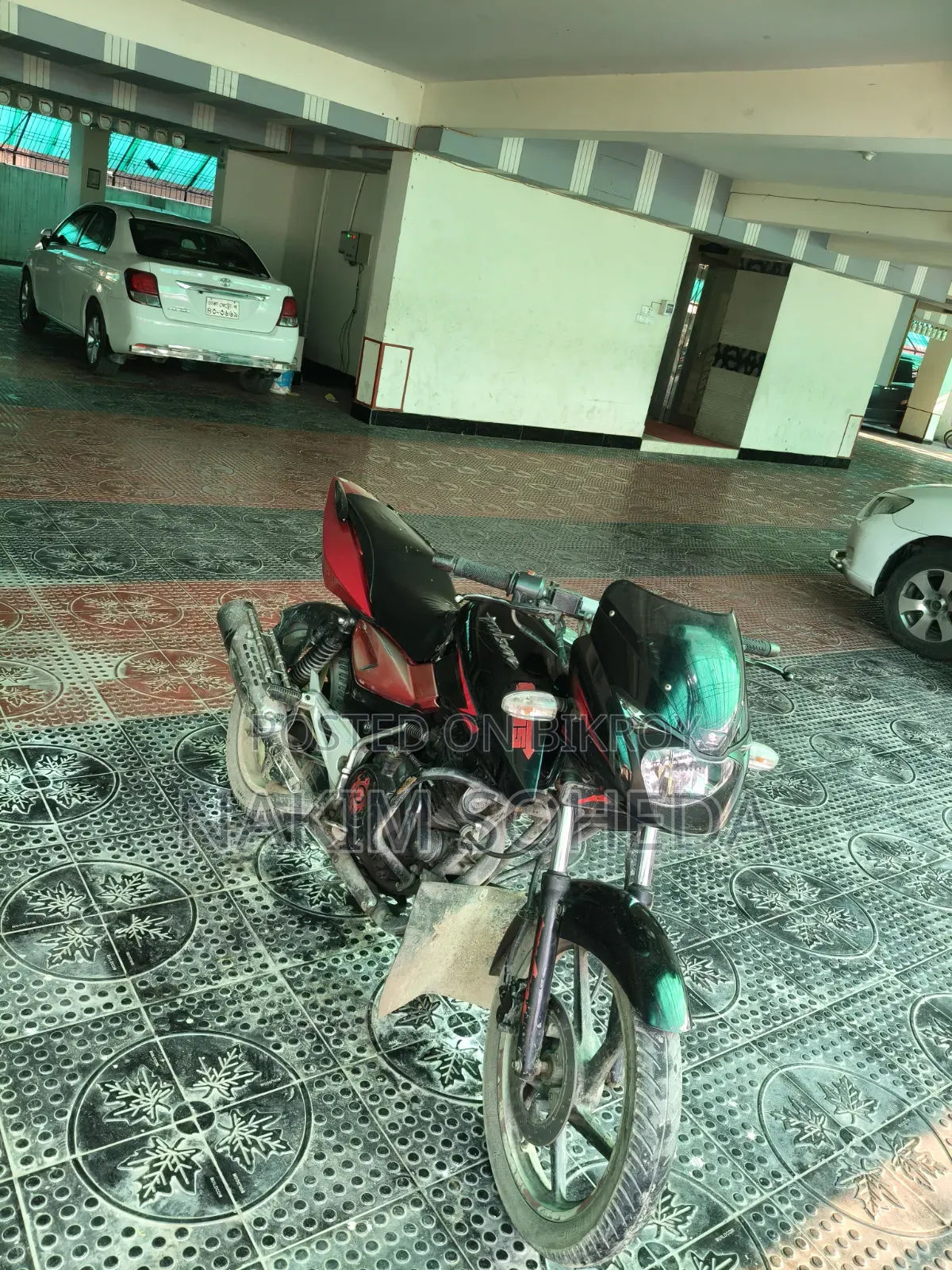 Bajaj Pulsar 150 2010 Red