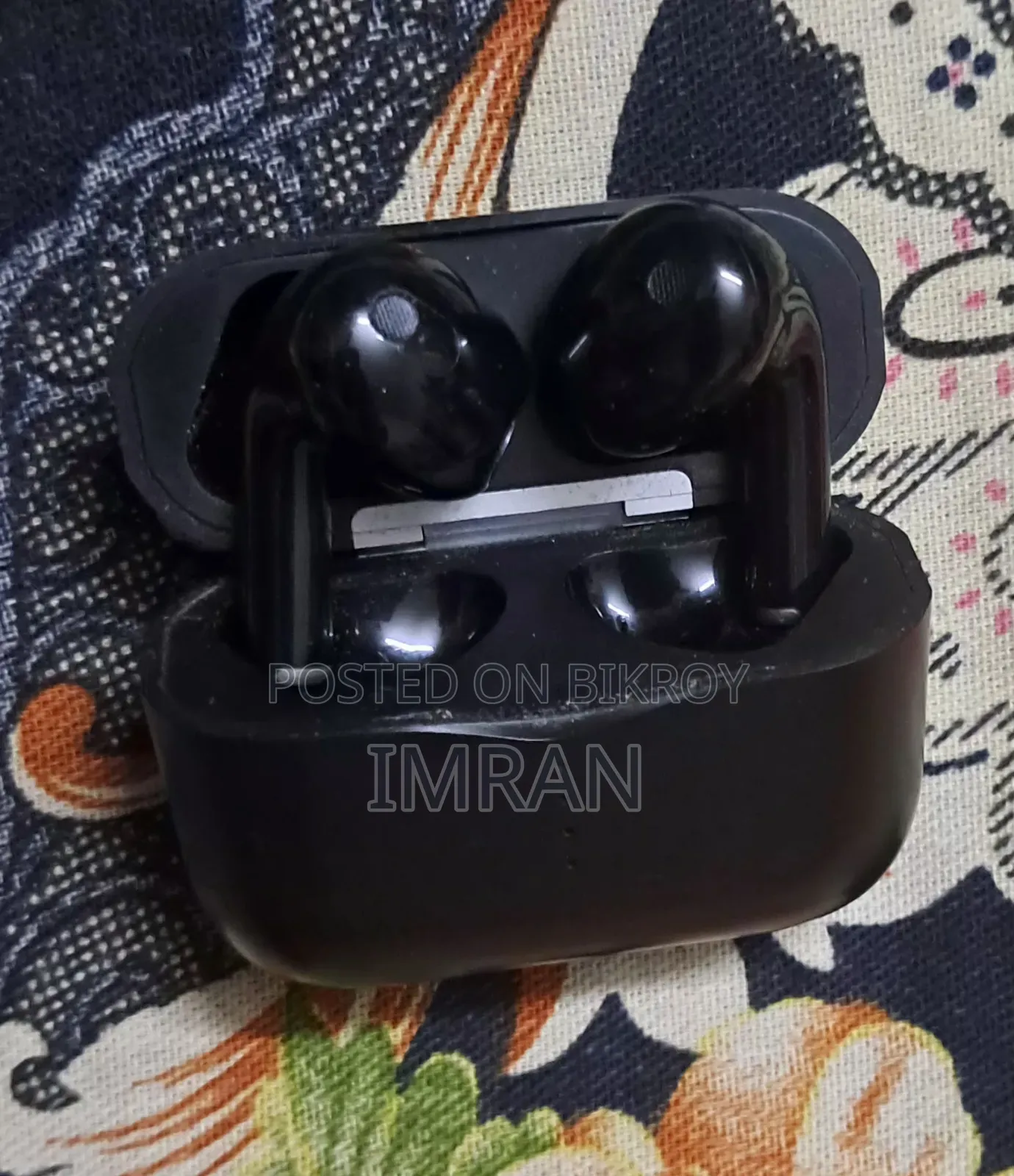 Riro TWS Earbuds - Super Fresh Condition