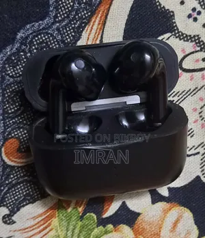 Riro TWS Earbuds - Super Fresh Condition