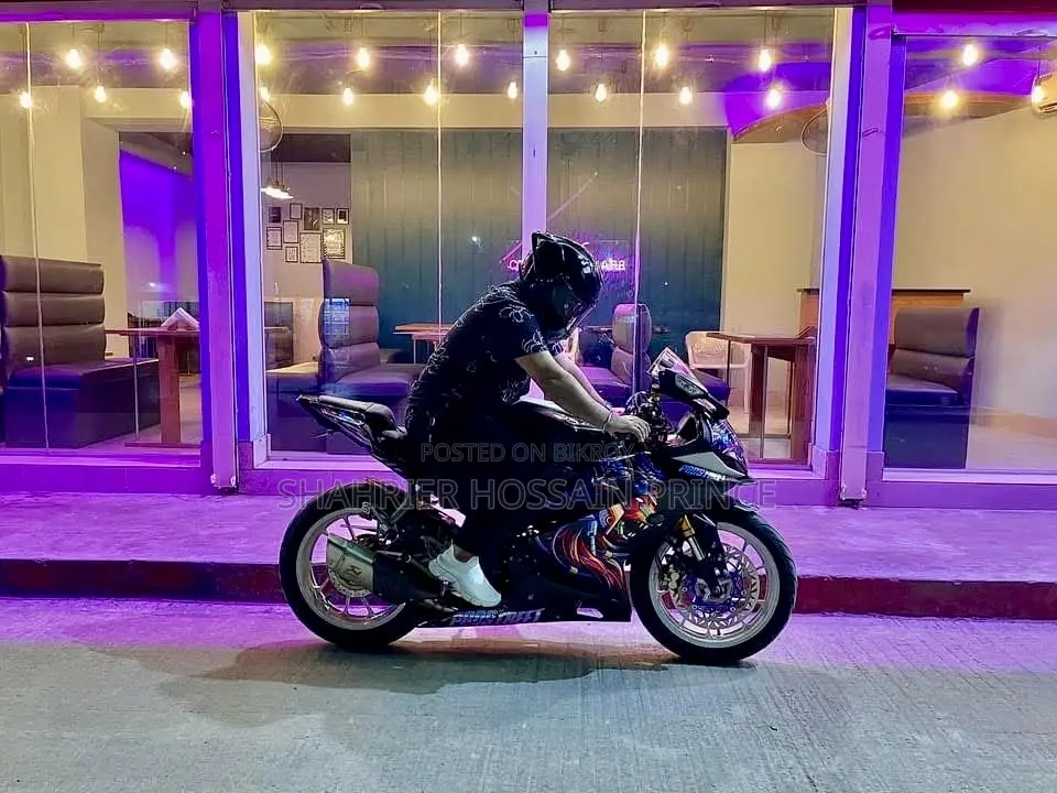 Yamaha R15 V3 2019 Black