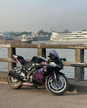 Yamaha R15 V3 2019 Black