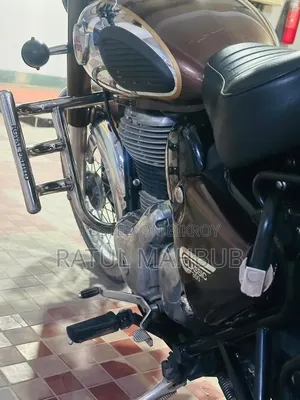 রয়্যাল এনফিল্ড ক্লাসিক ৩৫০ ২০২৬ সিলভার