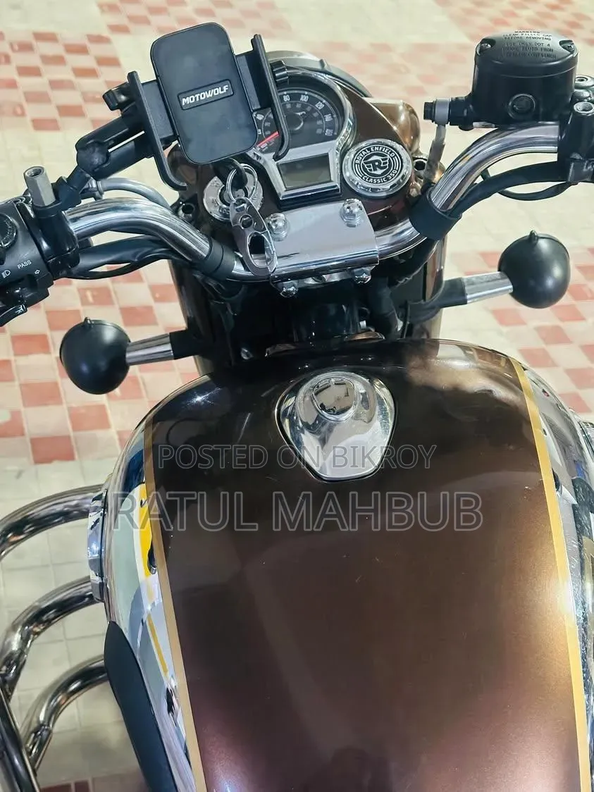 রয়্যাল এনফিল্ড ক্লাসিক ৩৫০ ২০২৬ সিলভার