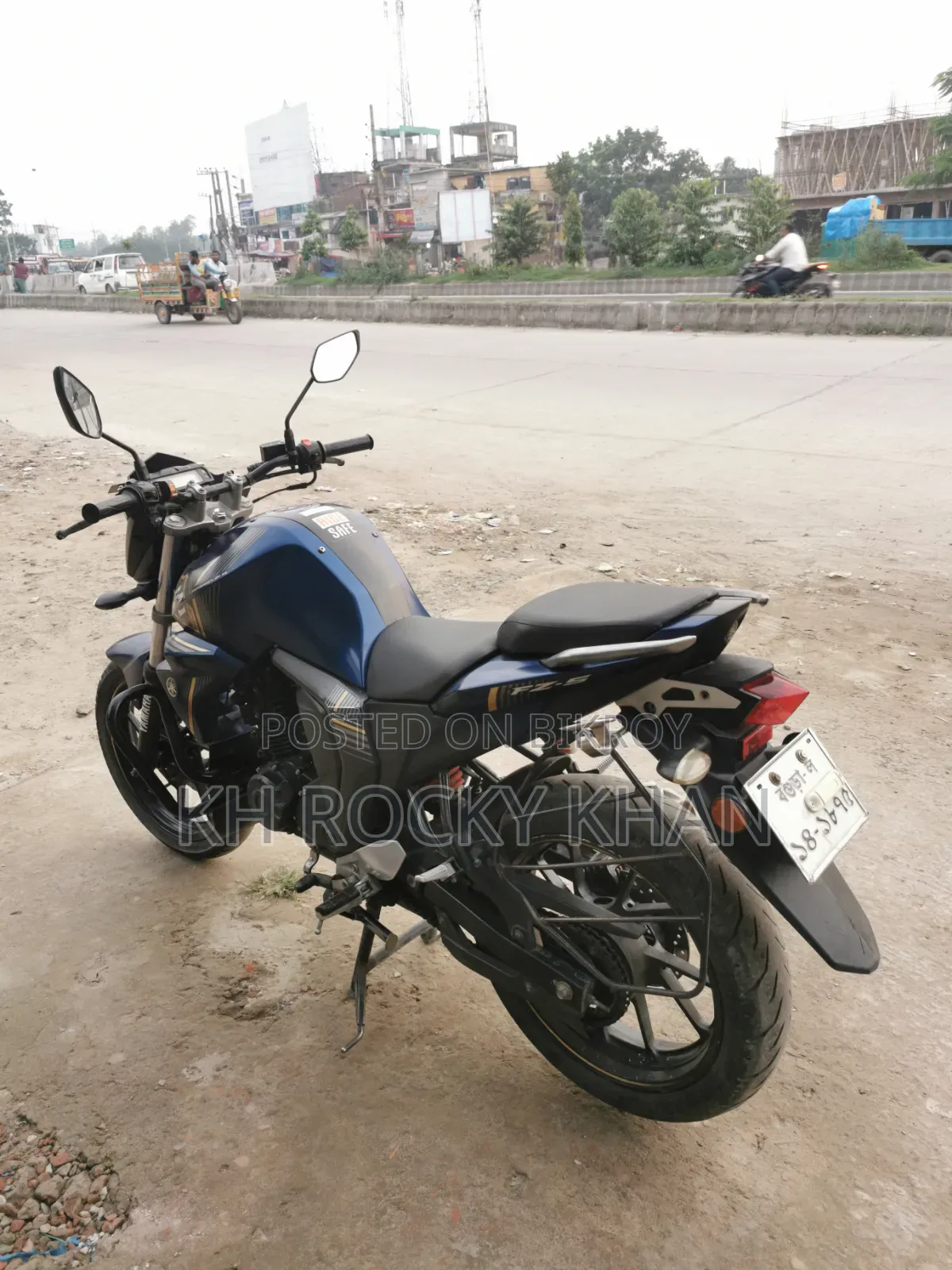 ইয়ামাহা এফজেড ২০২২ ব্লু