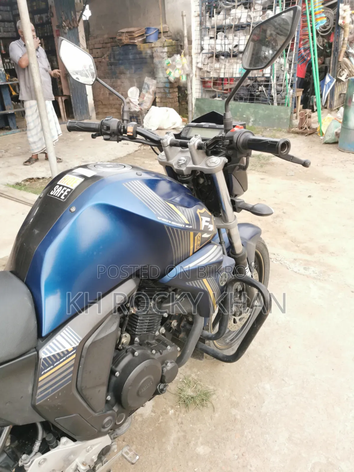 ইয়ামাহা এফজেড ২০২২ ব্লু