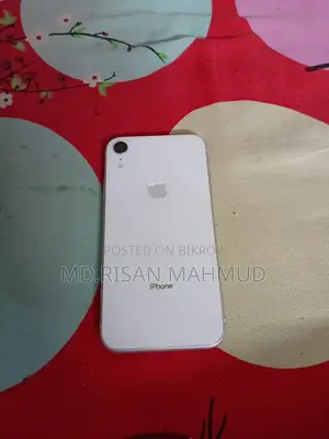 Apple iPhone XR 64 GB White