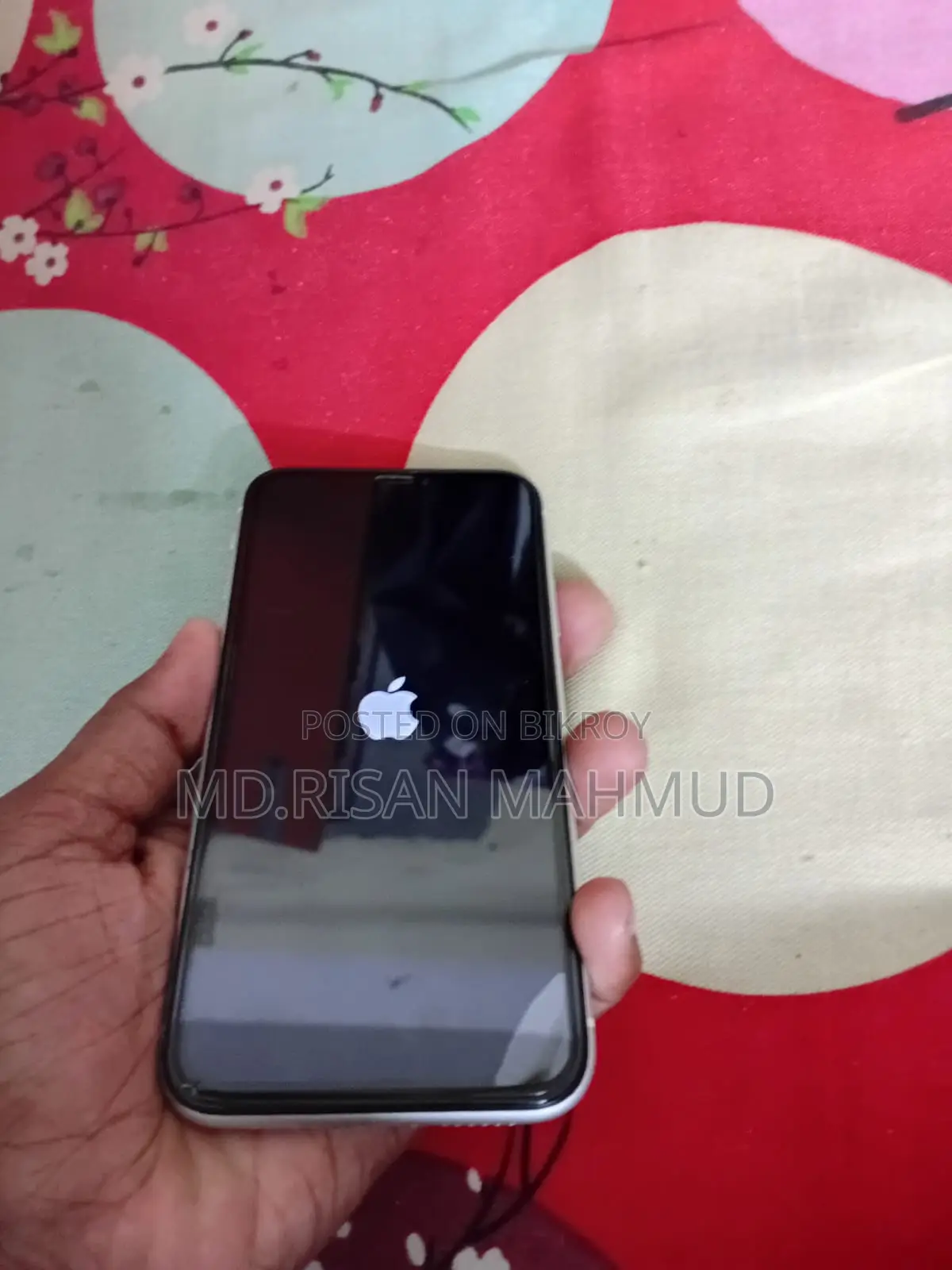 Apple iPhone XR 64 GB White