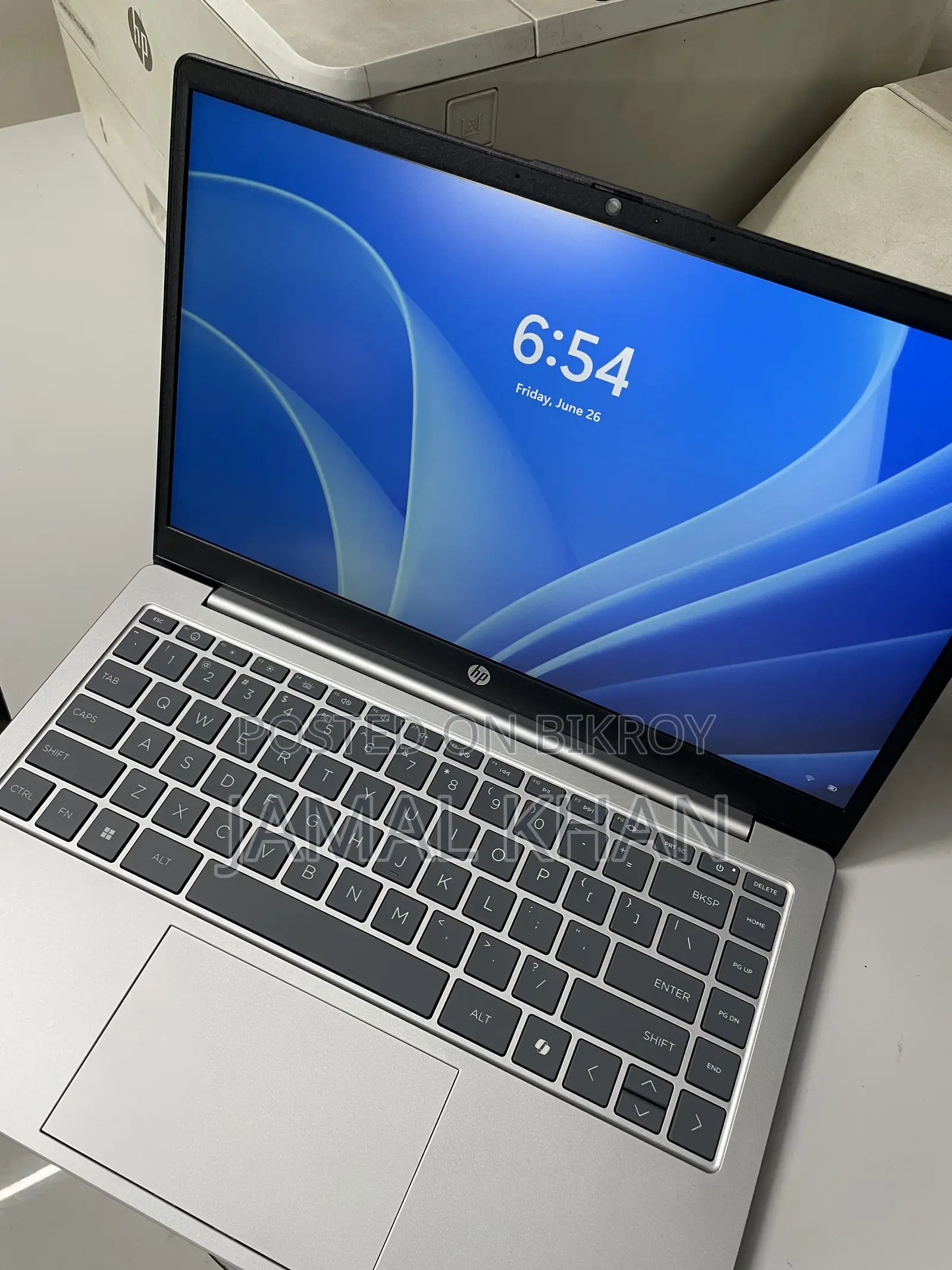 New Laptop HP 15-dw0037wm 8GB Intel Core i5 SSD 512GB