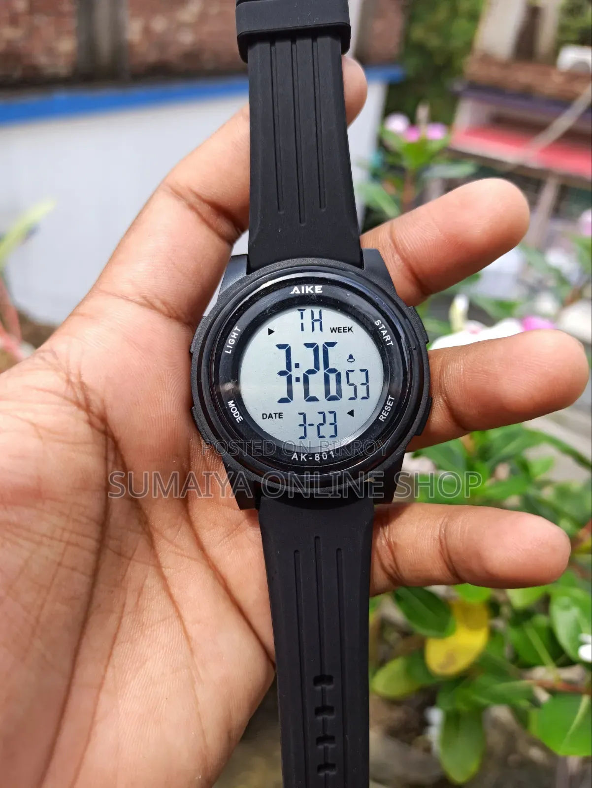 Aike Watch