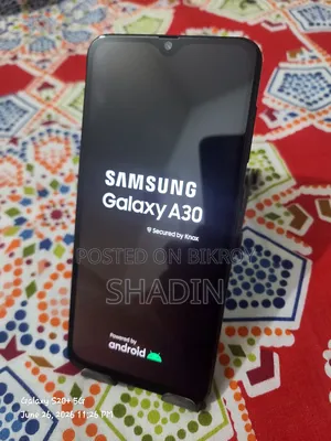 Samsung Galaxy A30 64 GB Black