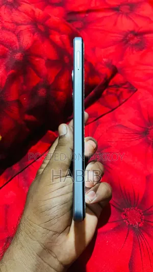 Symphony MAX 10 32 GB