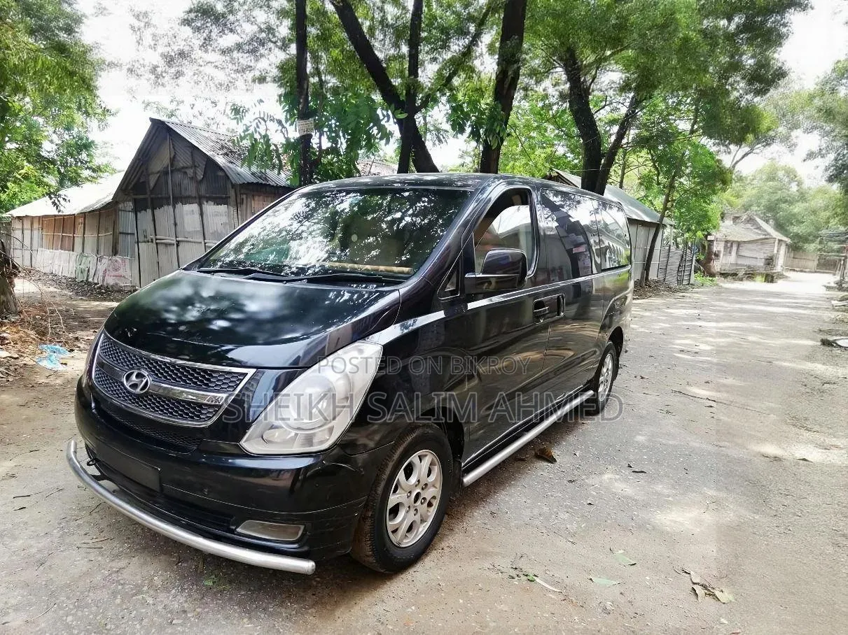 Hyundai H1 2.4 GLS 2010 Black