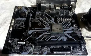 Ryzen 3 3200g Processor & Gigabyte B560m H Motherboard