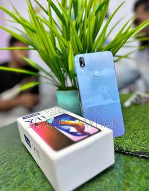 Vivo Y11 32 GB Blue