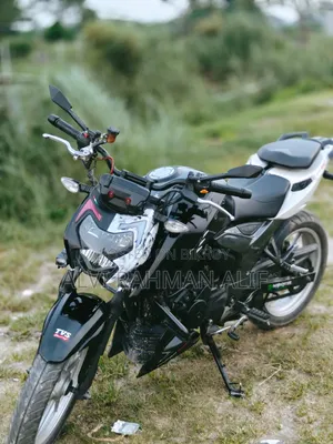 New TVS Apache 160 4V 2024 Black