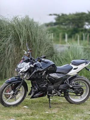New TVS Apache 160 4V 2024 Black