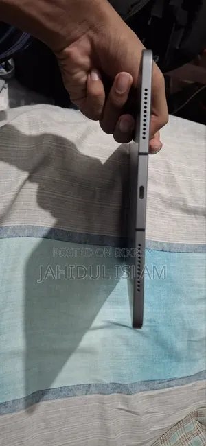 Apple iPad Air (2020) 64 GB Gray